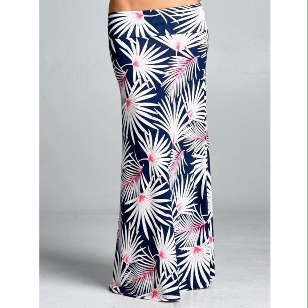 Beautiful Patterned Maxi Skirt